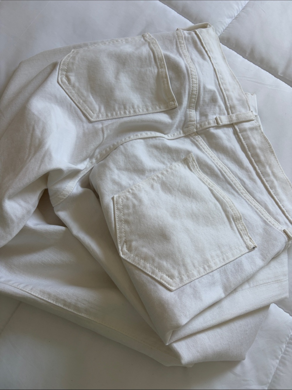 GAP Women's white wide leg Jeans
